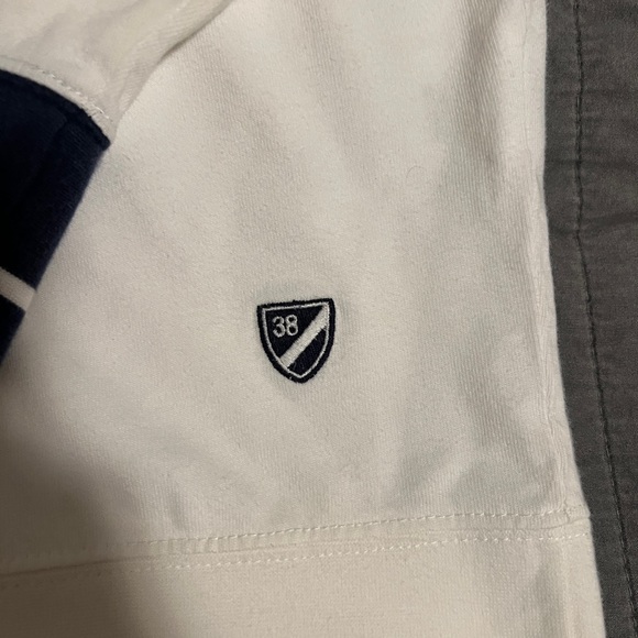White Cremieux quarter zip, perfect year around - Picture 5 of 5